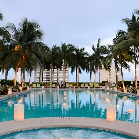 Live The Miami Experience In An Exclusive Condo 4S